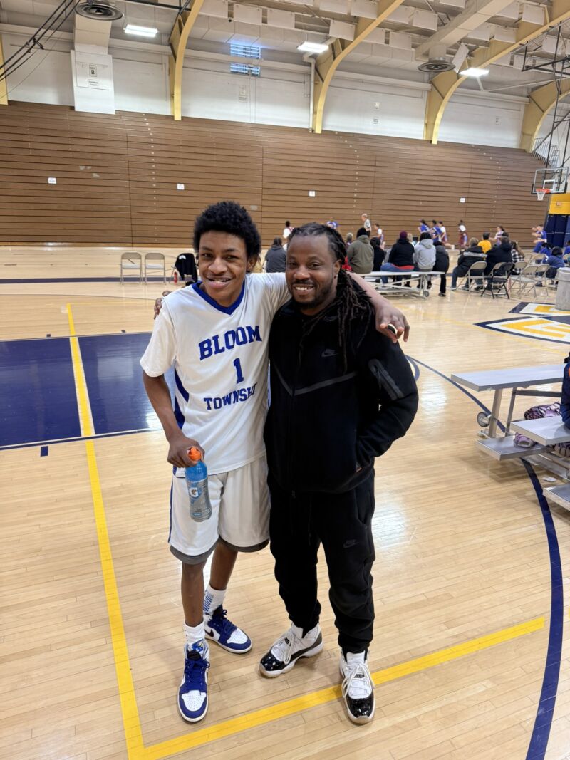 Image for the Tweet beginning: The Special Olympics team has