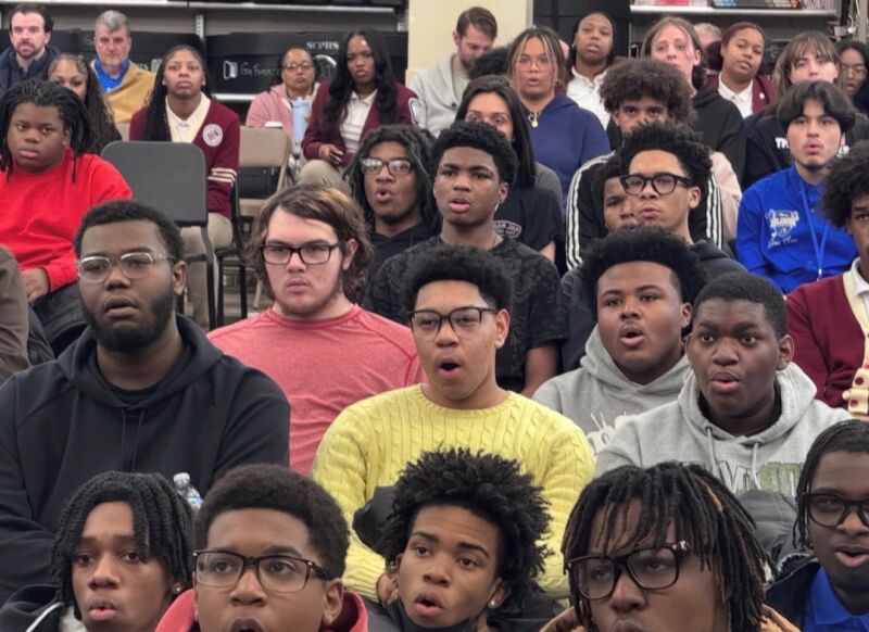 Image for the Tweet beginning: Tonight our choir students will