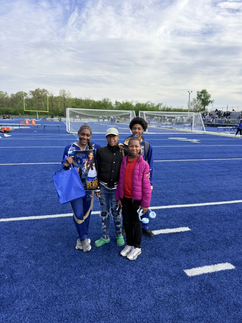 Image for the Tweet beginning: Track and Field Senior Night